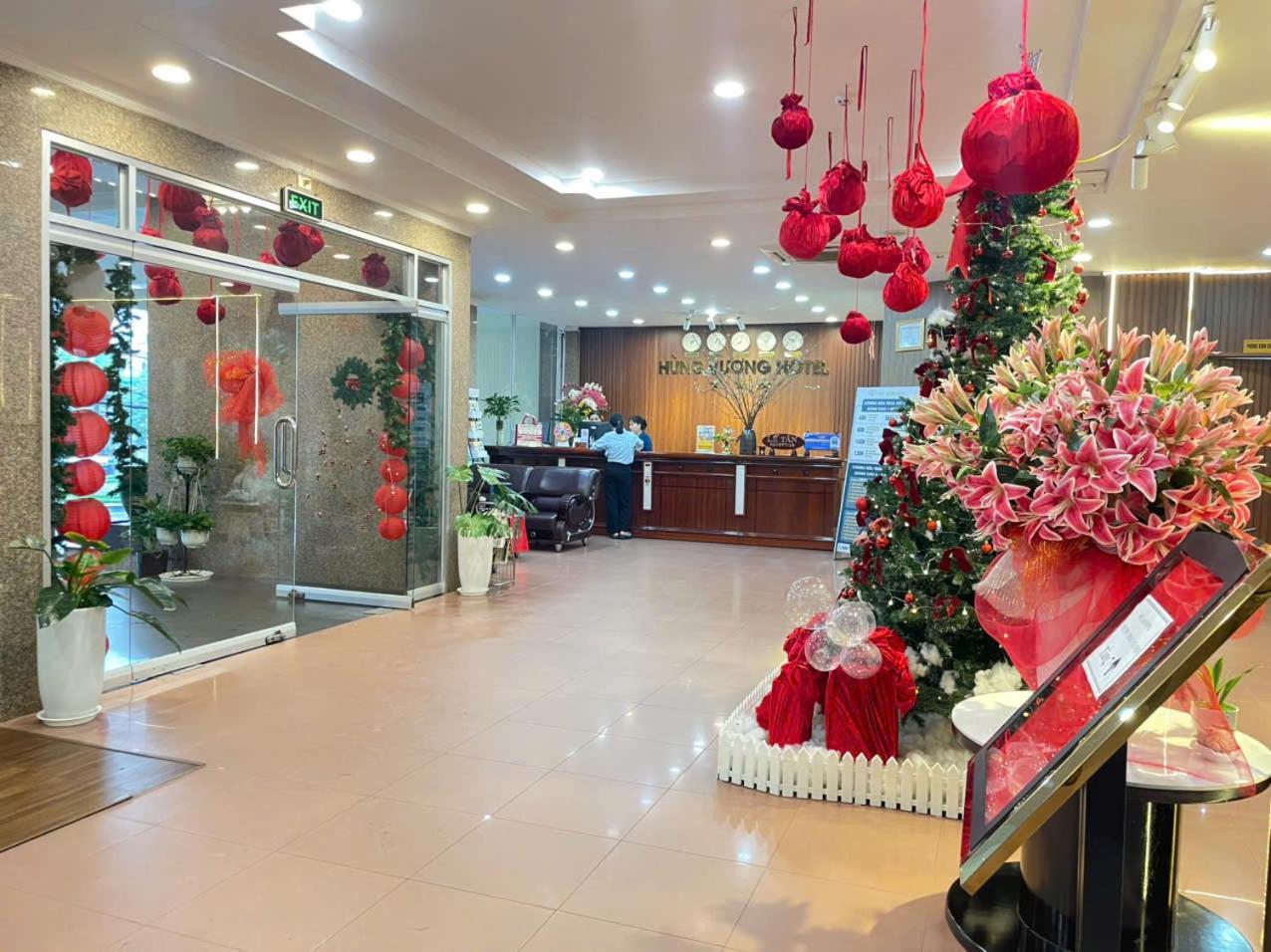 โรงแรมฮึ่งเวือง กว๋างหงาย ภายนอก รูปภาพ